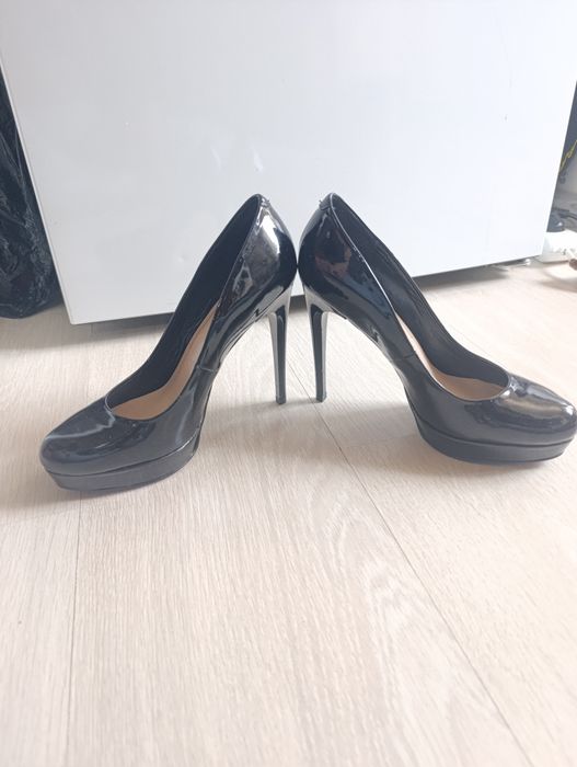 Туфли женские шпилька