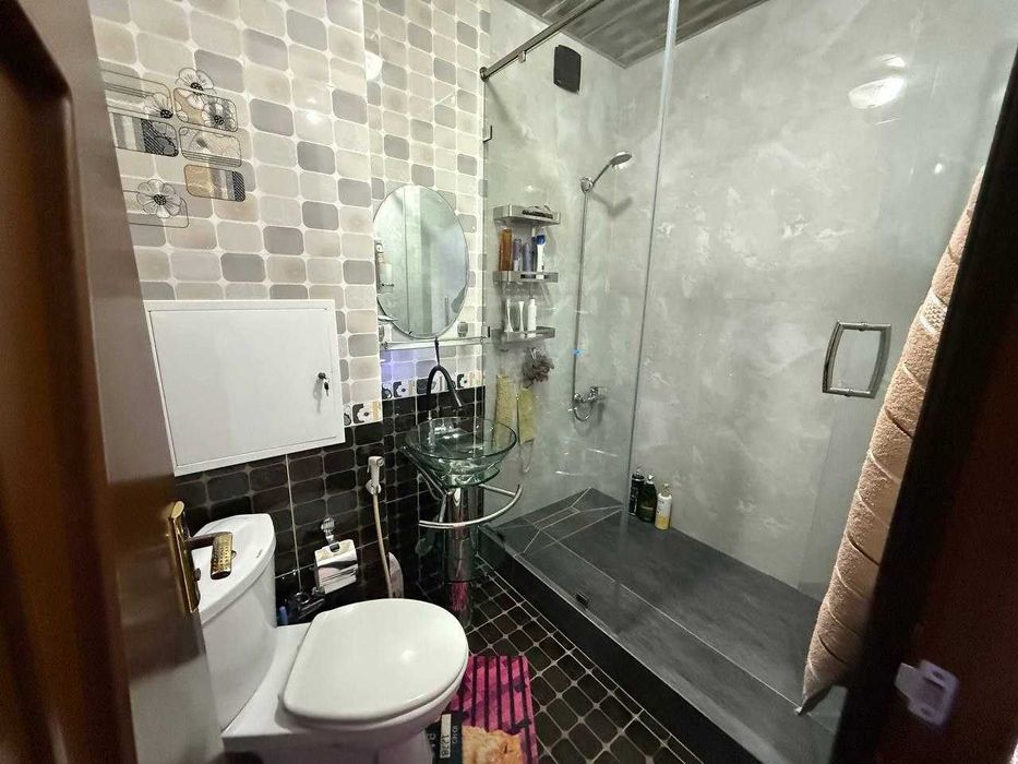 3 хоналик квартира 4 кават университет, шафран