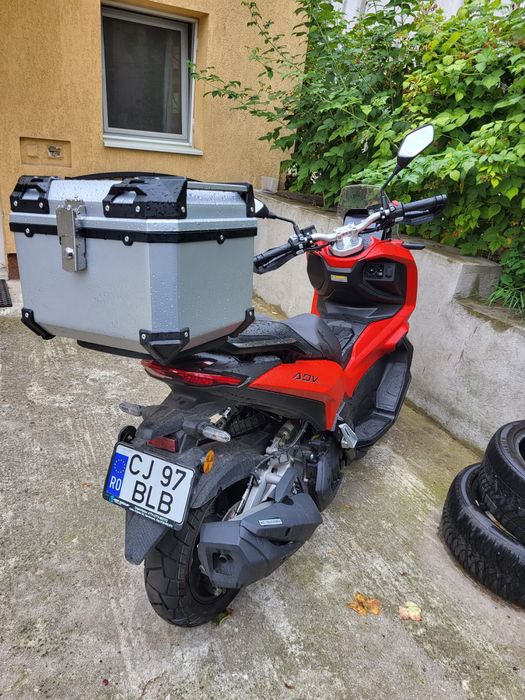 Linhai ADV 125 Impecabil 1000 km Garanție Top Case