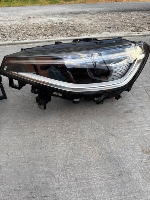 Фарове за Vollswagen id4 ляв и десен