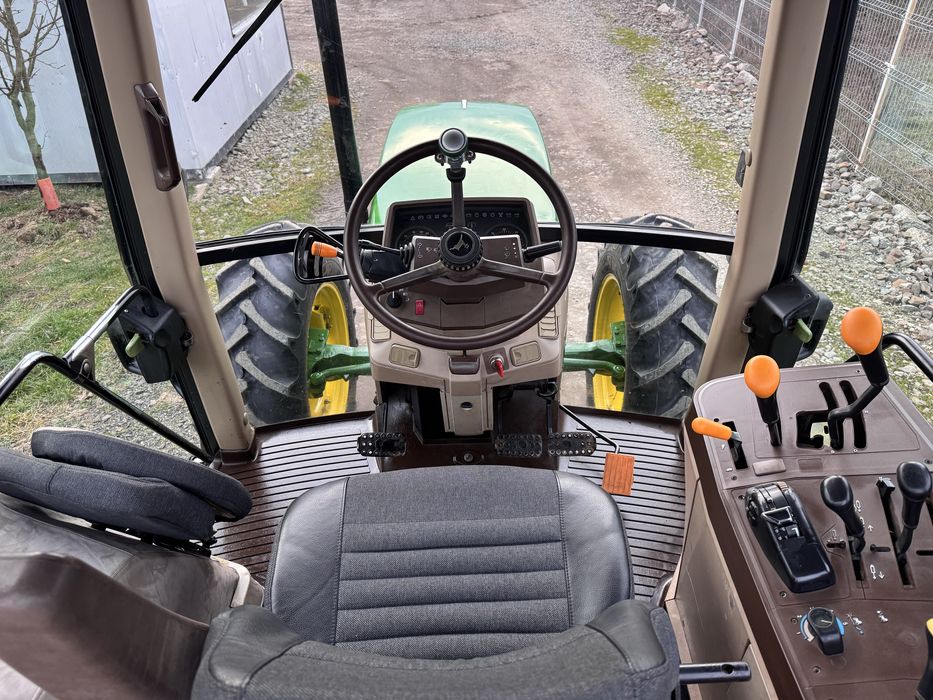 Tractor John Deere 6210