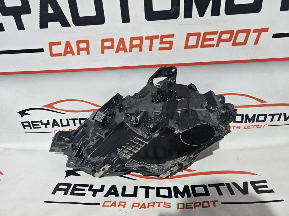 Far dreapta led Volvo XC 60 XC60 dupa 2018 cod 31420412