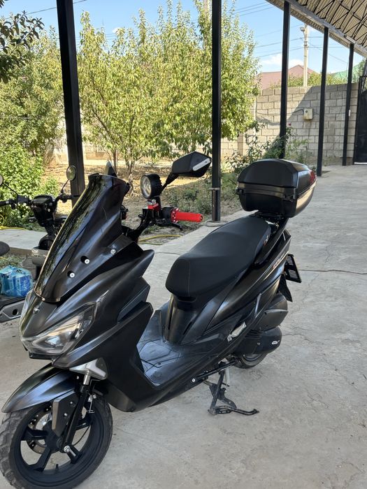 Мопед сатылады учетта!