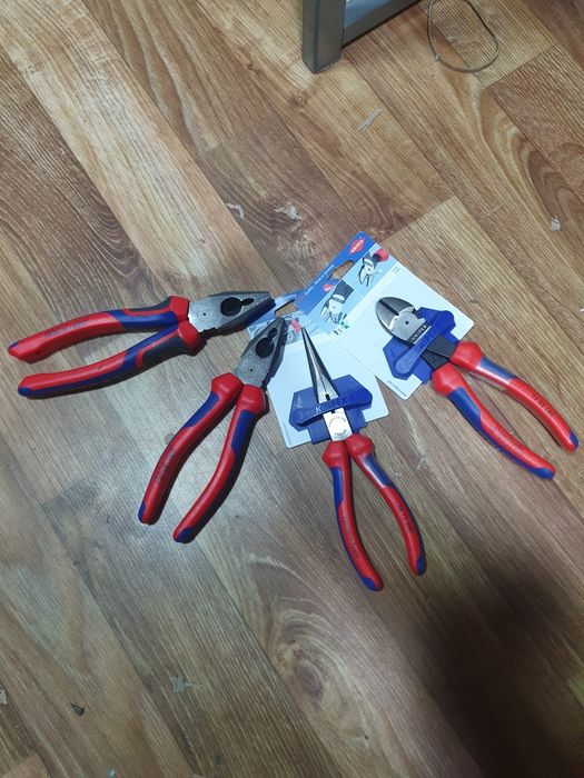 Clești profesionali mecanici KNIPEX