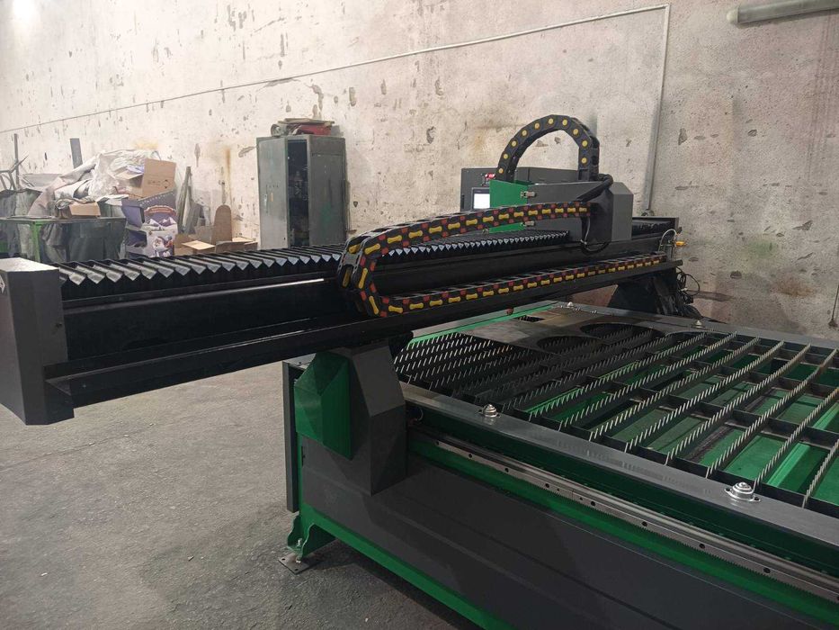CNC машина за плазмено рязане RB1530