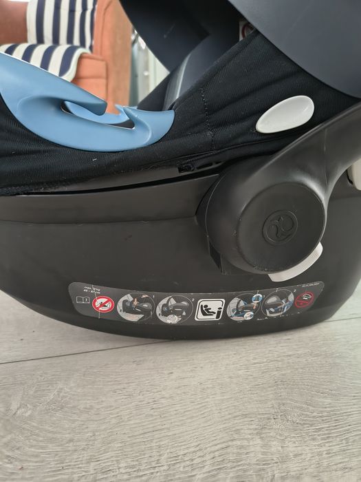 Scoică Cybex Aton-M, i-Size, pentru bebeluși, pana la 87 cm