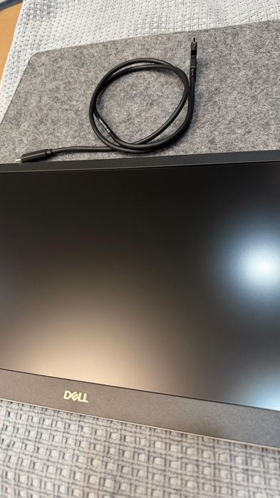 Монитор 14" DELL