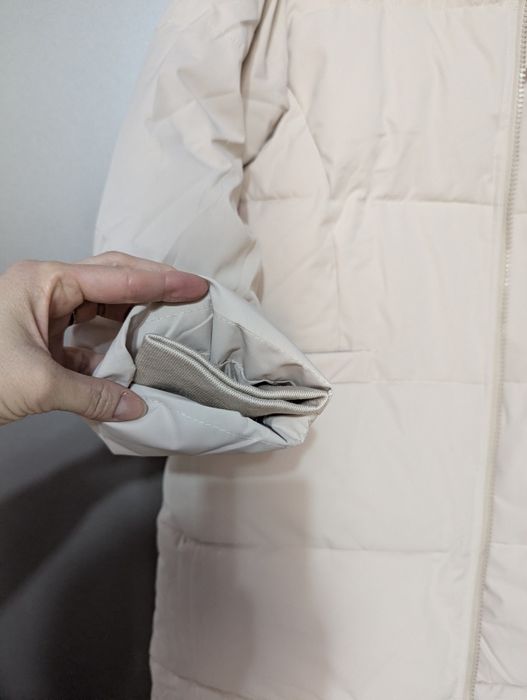 Продаётся новый зимний пуховик.