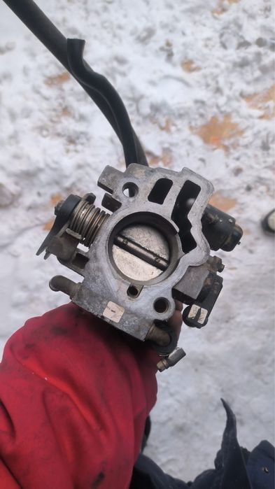 продам дросель на ваз