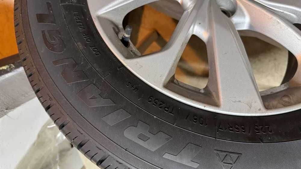 Диски R17 c шинами и датчики в комплекте