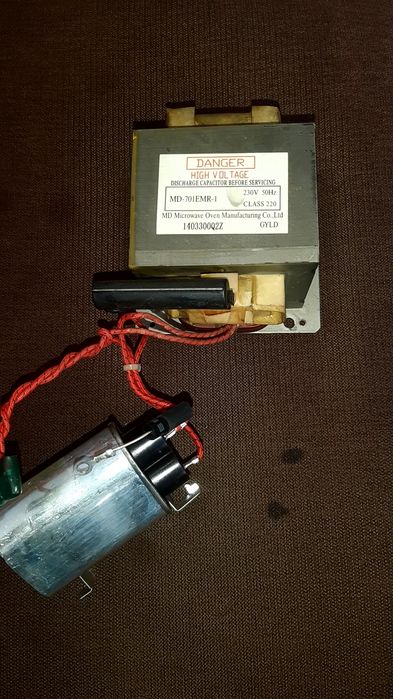Transformator si condensator pentru cuptor cu microunde