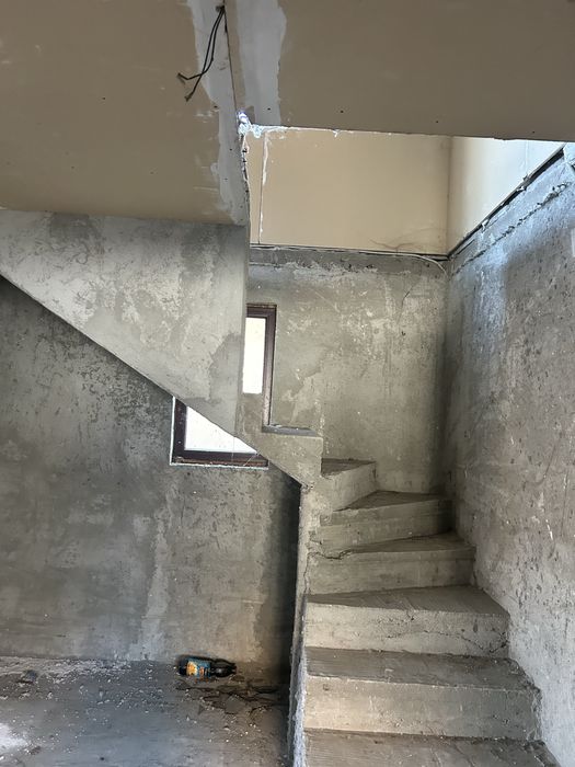 Casa Rm Valcea  zona Vel Pitar