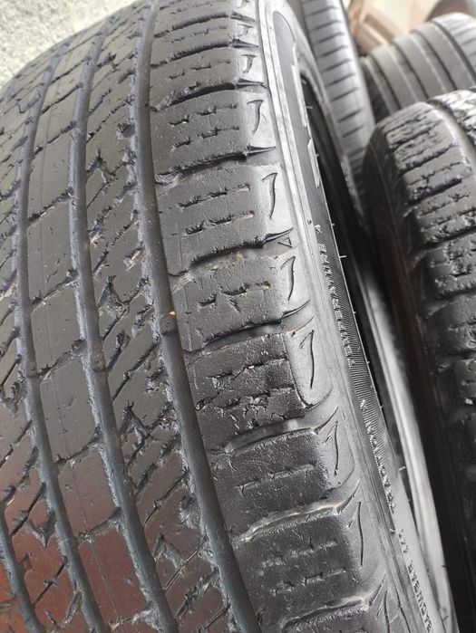 Шины KUMHO пара.