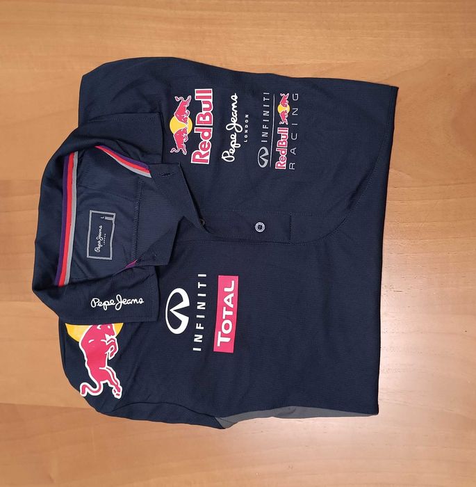 Pepe Jeans x Red Bull
