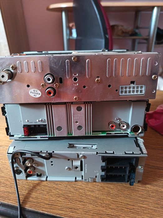 3 Casetofoane auto JVC