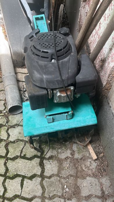 Moto  sapa de gradina