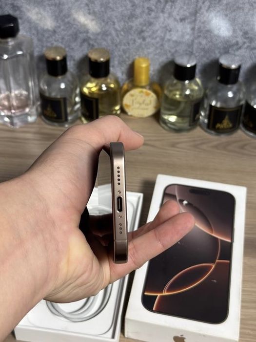 Продам iPhone 16 Pro