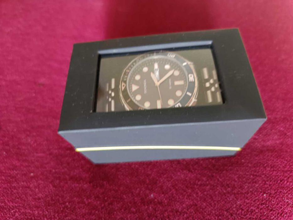 Ceas Sekonda nou + ceas William S. stare foarte buna