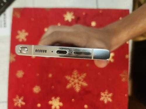 S23 ultra 256GB/8RAM