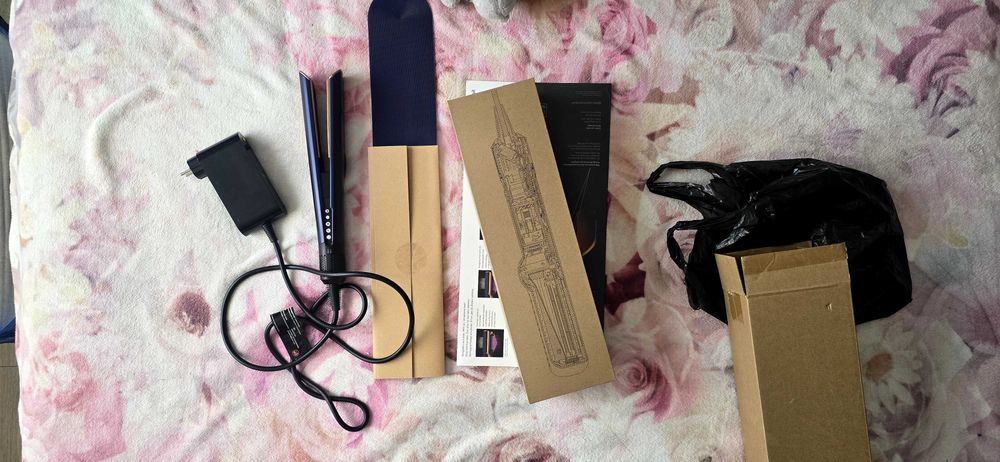 Преса за коса Dyson- 420 лв