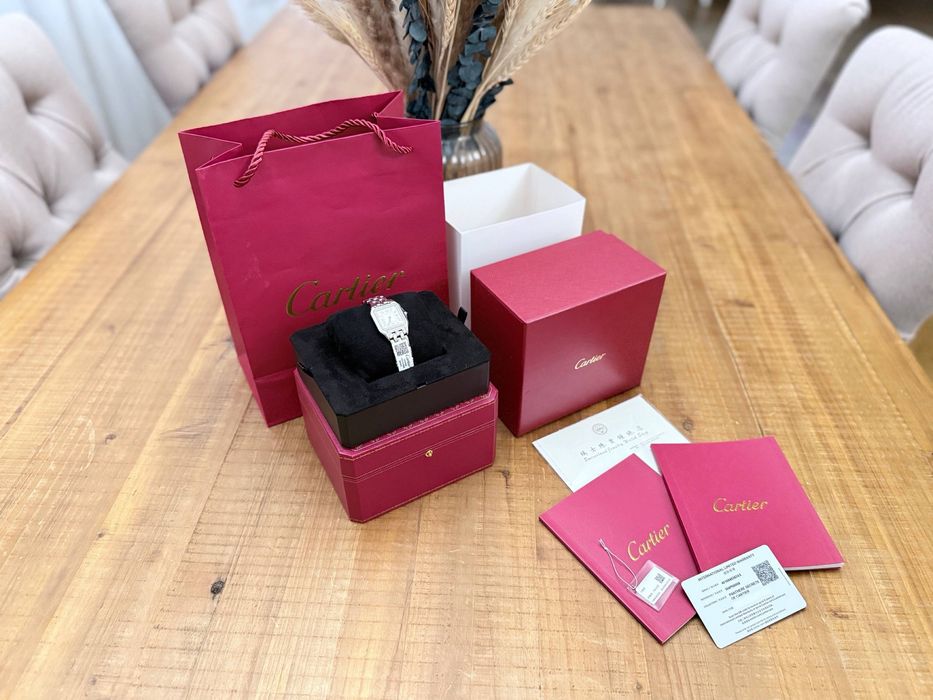 Часы Cartier Panthere Diamond