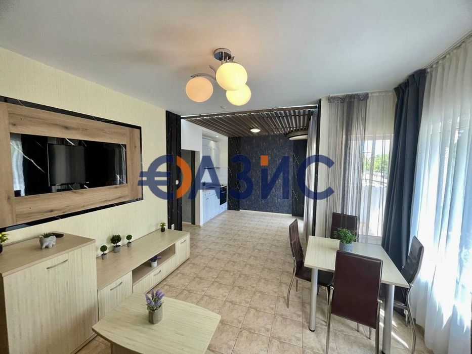 Продава се Двустаен апартамент в Свети Влас - 70 кв.м за 1300 €/кв.м - Снимка #1