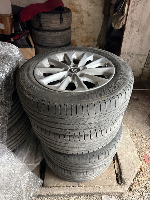 Продам диск с шинами