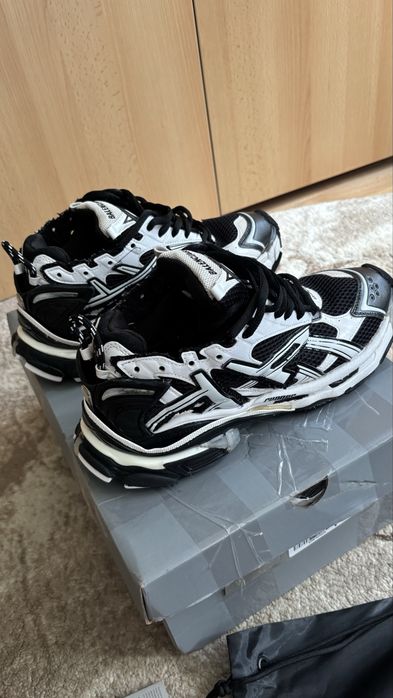 Balenciaga Runner