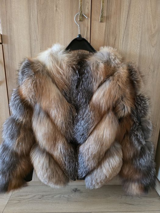 Haina blana mâneci detasabile