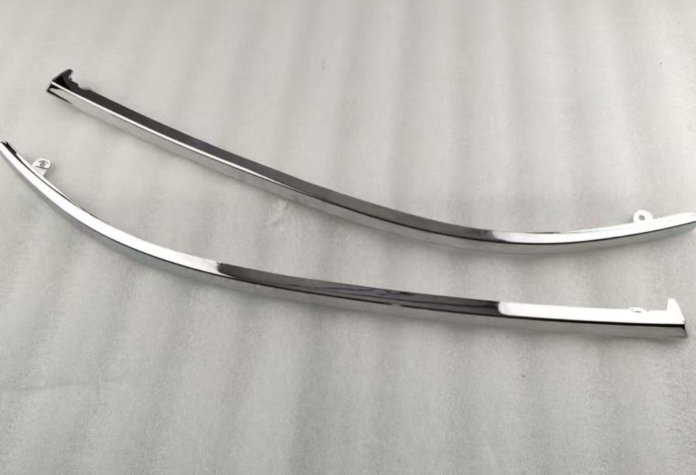 Ресничка под фару Ауди А6 С5