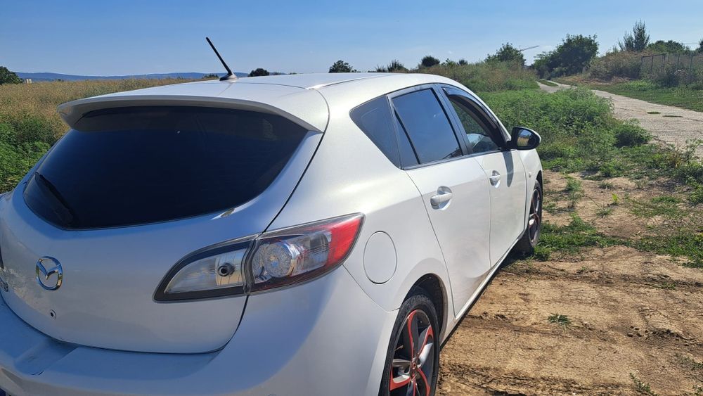 MAZDA 3 2011 — imagine 3
