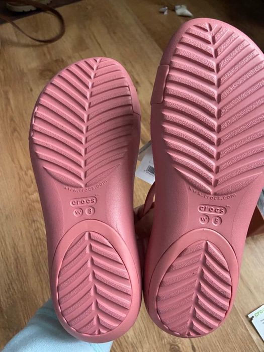 Нови, с етикет, розови, Сандали Crocs SERENA SANDAL, Размер 38-39