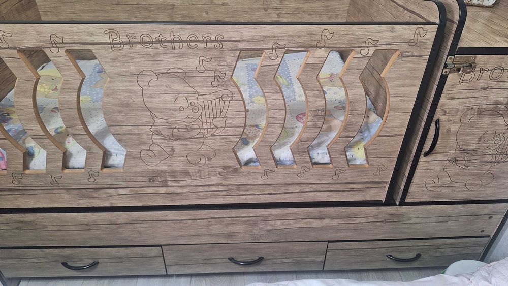 Детский кровать в отличном состоянии