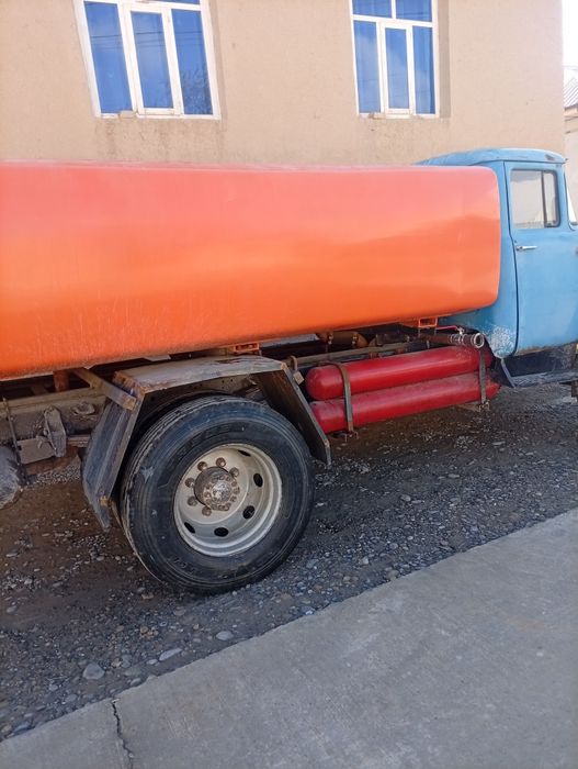 Водовоз сотилади