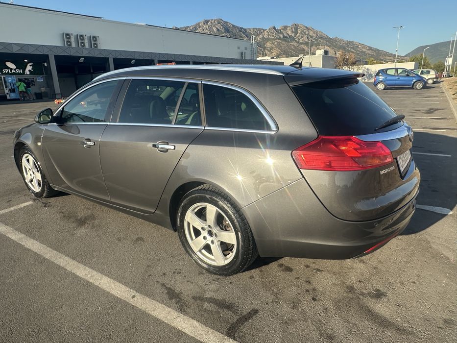 Опел инсигния 4*4 cosmo