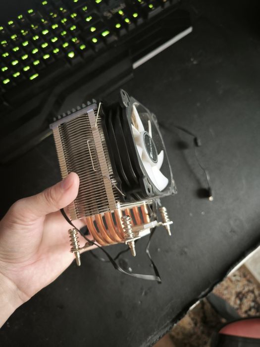 Продам Корпус + 6 ARGB вентилятор