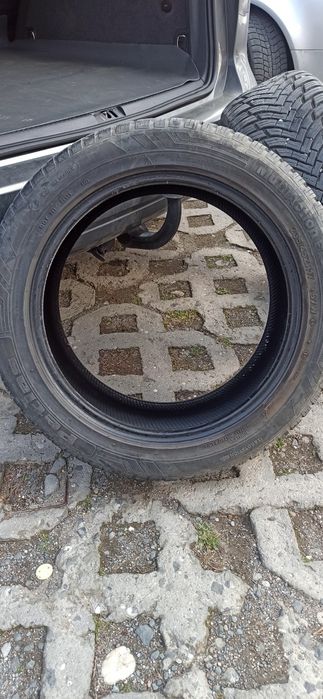 Гуми Petlas 235/45/17 цената е за бр.