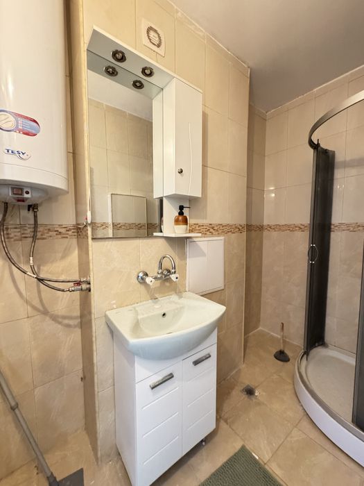 Продава апартамент три стаи и кухня в гр. Казанлък