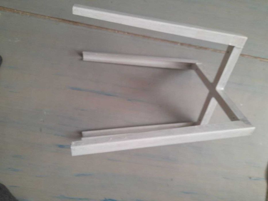 Продам стулья типа табуретка