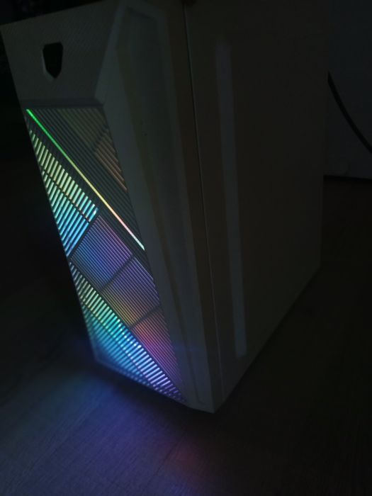 Vand pc stare foarte buna