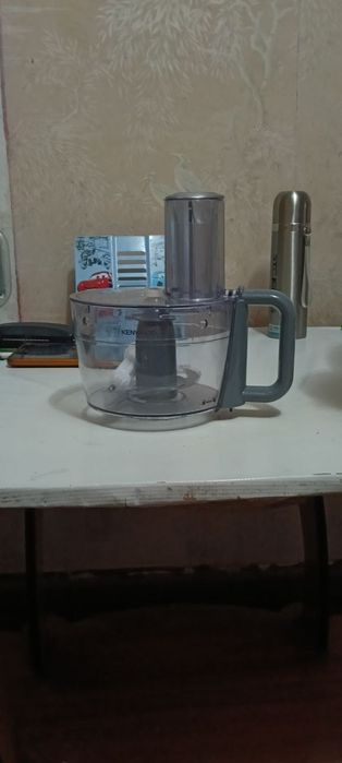 Кухонный комбайн новый