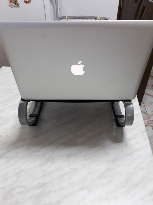 Laptop Mac Book Pro