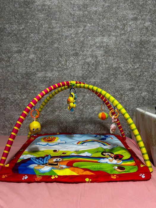 Кровать     Продам детскую кроватку