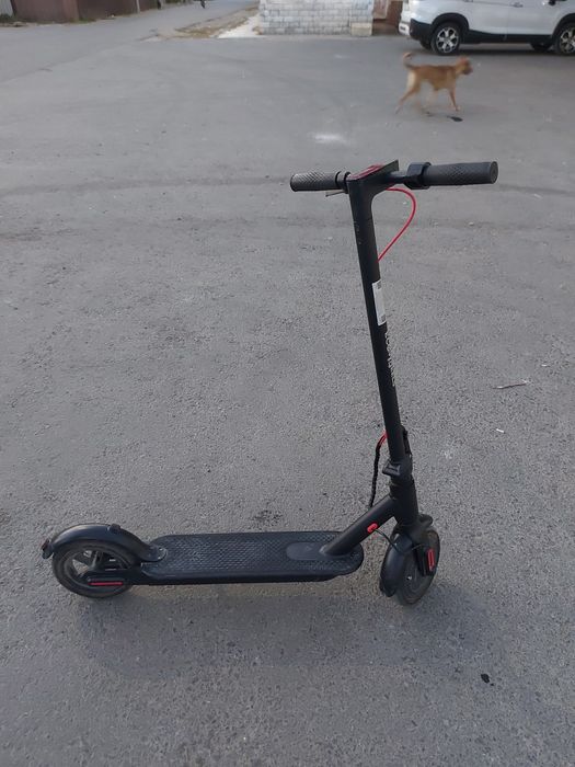 Электросамокат GT E-Scooter M365 черный