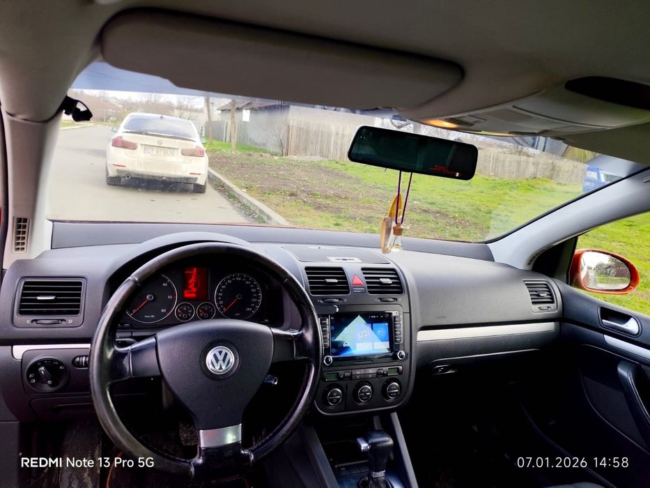 VW Golf 5 – 2006 | 2.0 TDI | Automată | Navigație mare | Consum Redus