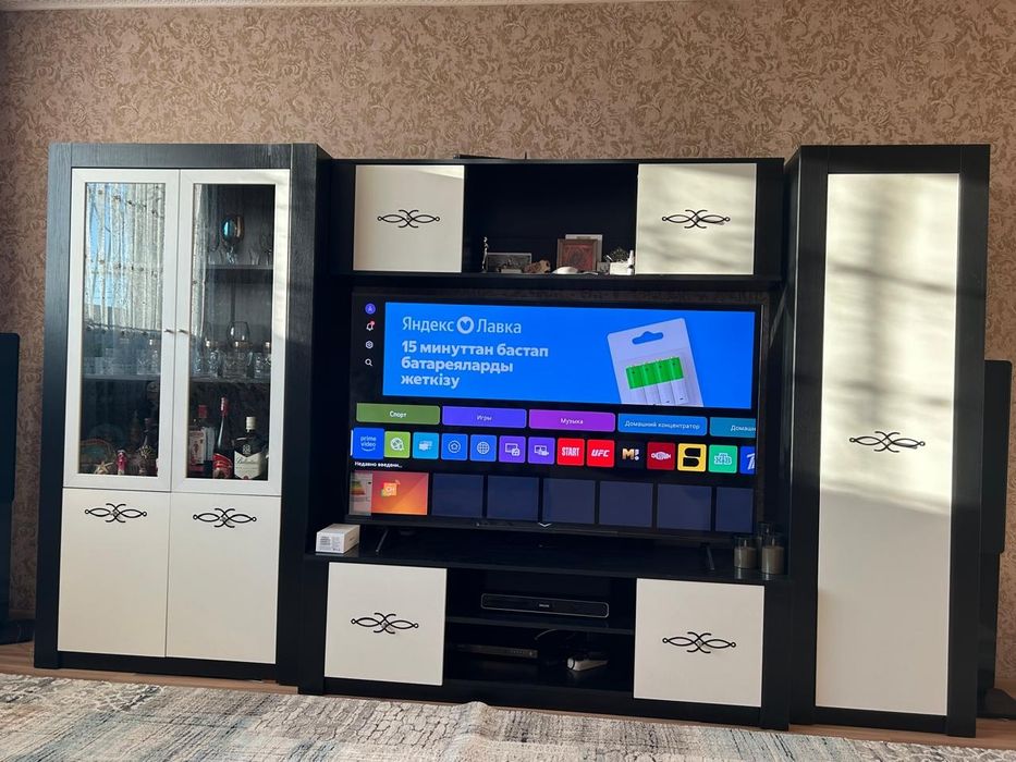 Стенка в гостинную