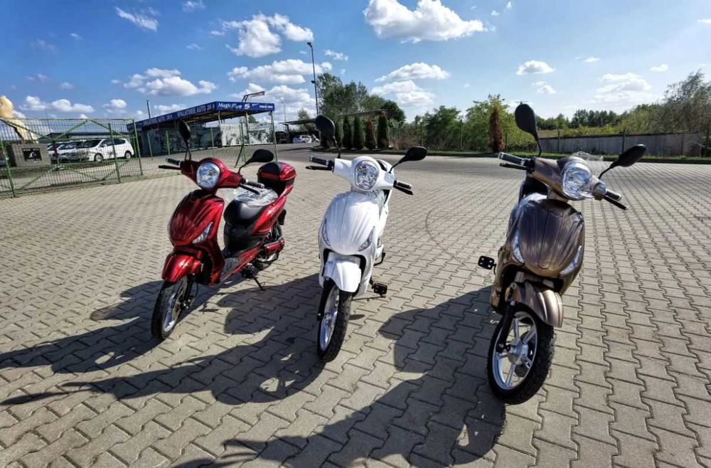 Scuter Thor Daily electric rosu negru alb noi Agramix