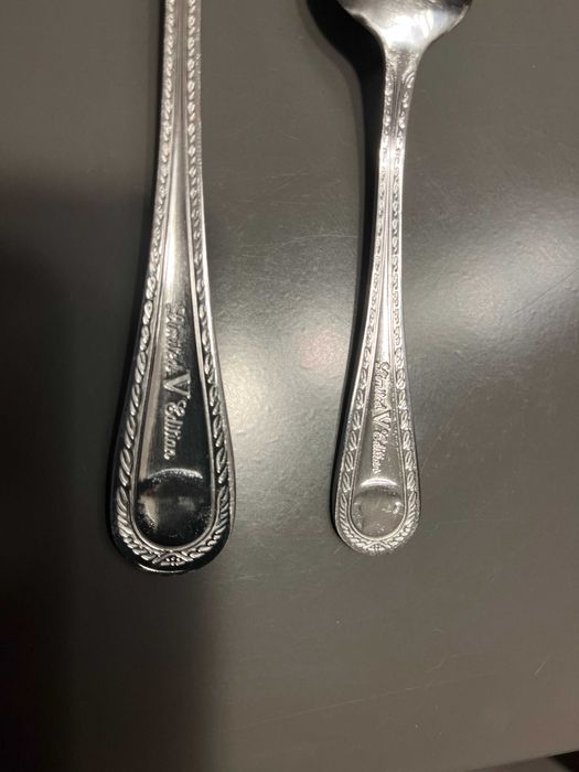 2 комплекта прибори (2х24) Версаче