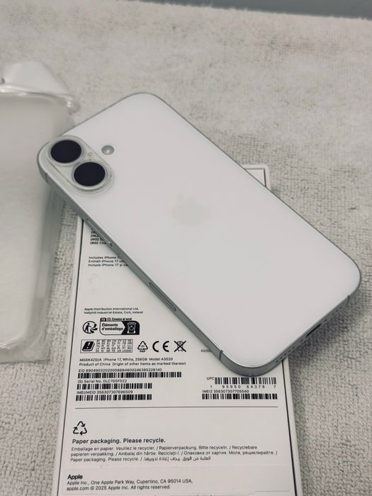 IPhone 17 White/Alb  , 256Gb, Fullbox