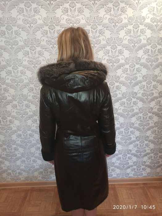 Продам дублёнку новую